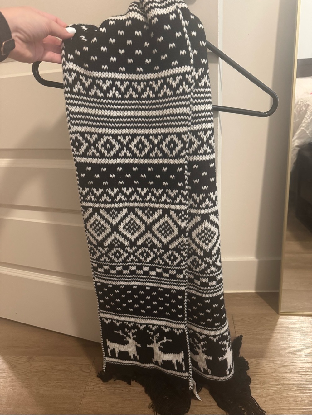 Old Navy Black and White Fair Isle Knit Scarf with Fringe
